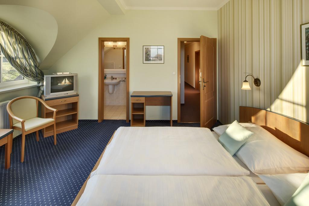 Hotel Kolonie Křivoklát Extérieur photo