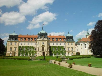 Hotel Kolonie Křivoklát Extérieur photo