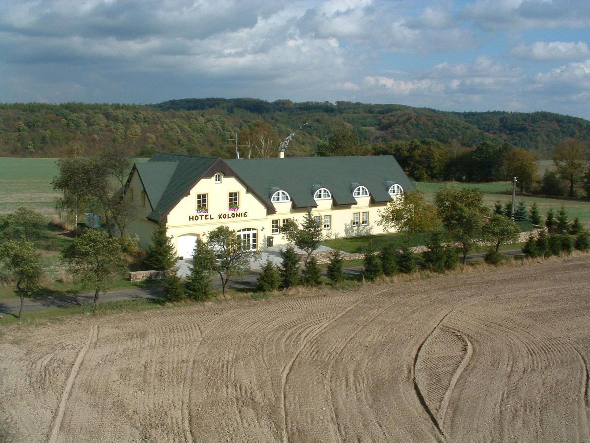 Hotel Kolonie Křivoklát Extérieur photo